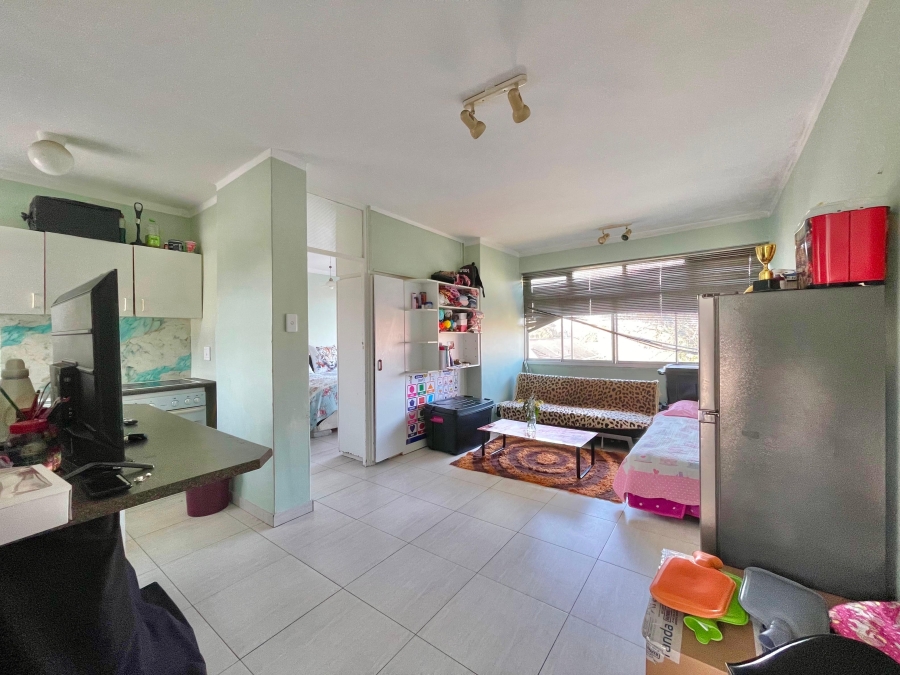 1 Bedroom Property for Sale in Rondebosch Western Cape